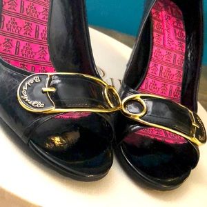 Betseyville Black Patent Leather Wedges
